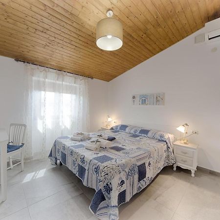 Casa Lucia Ξενοδοχείο Όλμπια Εξωτερικό φωτογραφία