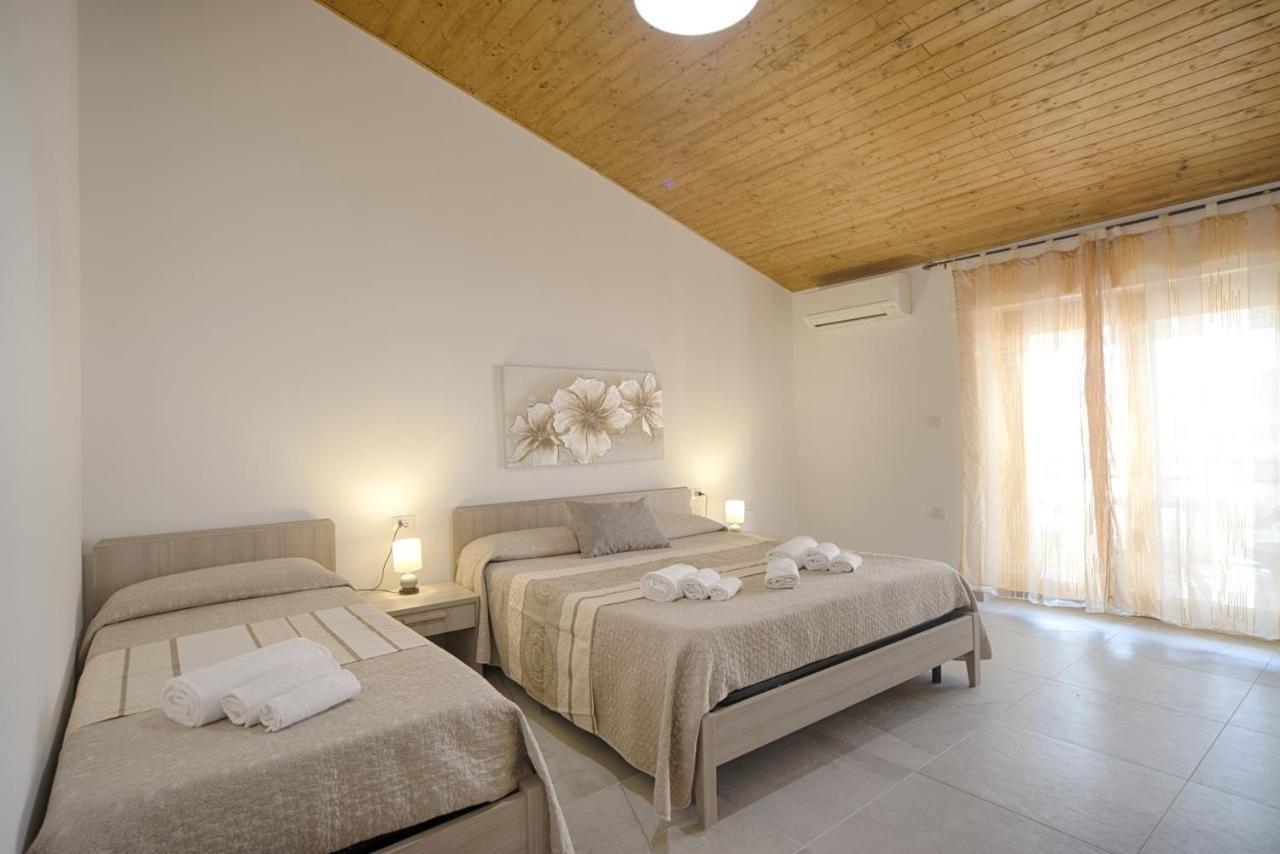Casa Lucia Ξενοδοχείο Όλμπια Εξωτερικό φωτογραφία