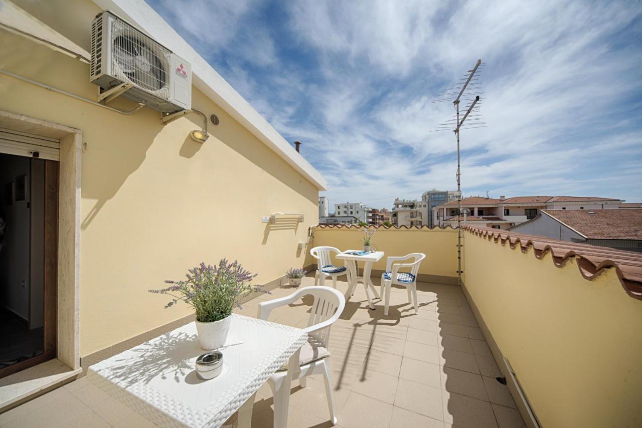 Casa Lucia Ξενοδοχείο Όλμπια Εξωτερικό φωτογραφία