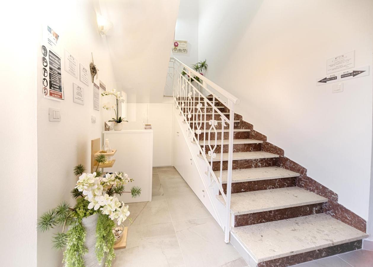 Casa Lucia Ξενοδοχείο Όλμπια Εξωτερικό φωτογραφία