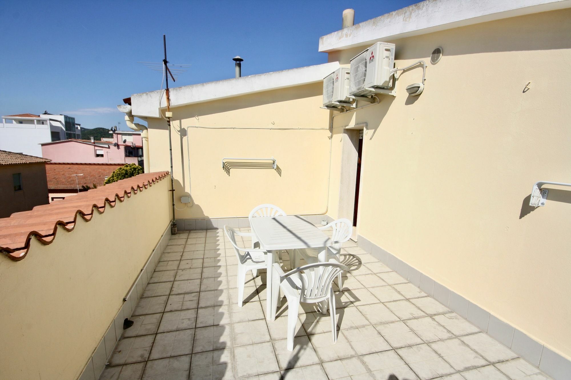 Casa Lucia Ξενοδοχείο Όλμπια Εξωτερικό φωτογραφία